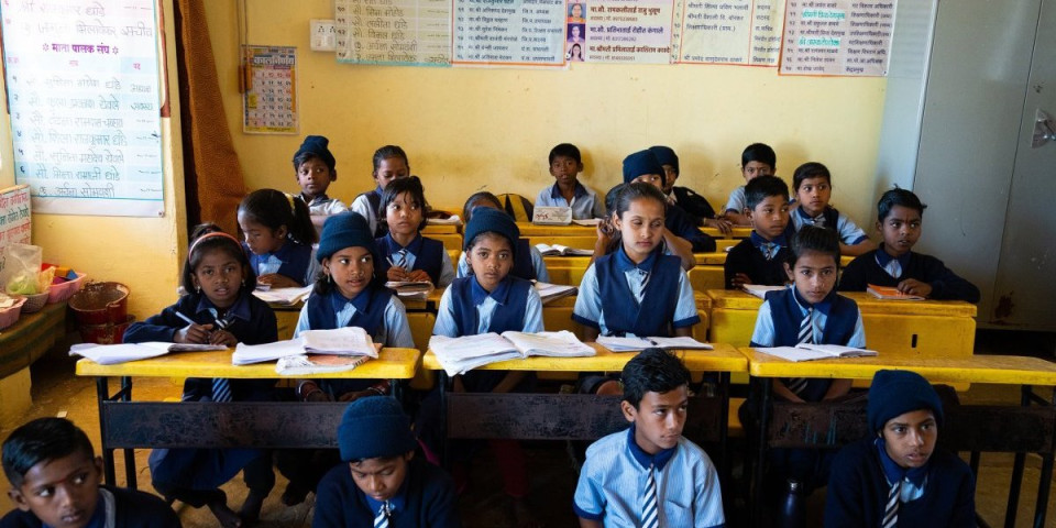 Devojčica kasnila na čas, zbog onog što je uradio učitelj umrla u mukama! (FOTO)