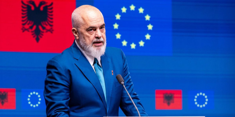 Udruženi napad sa Albancima: RTS postao javni servis svega osim Srbije (VIDEO)