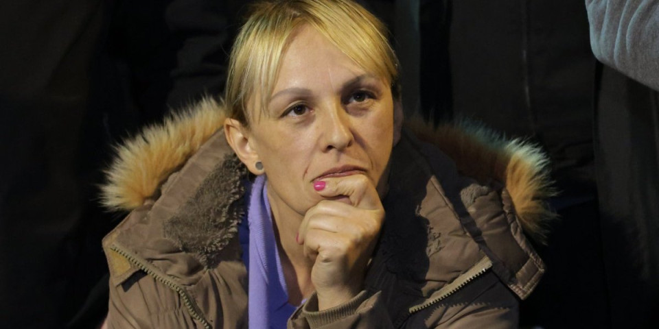 Živa Dijana im ne znači ništa: Blokaderi Hrki okrenuli leđa čim je prekinula štrajk (FOTO)