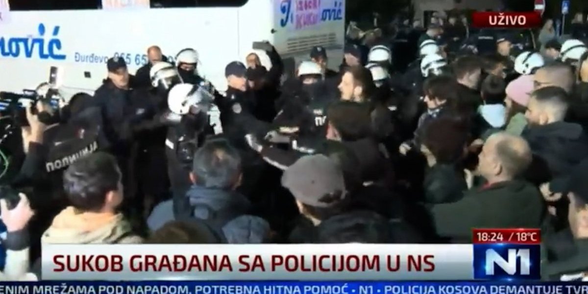 Skandal na N1, pustili jeziv snimak iživljavanja blokadera: Evo šta su pevali policiji u Novom Sadu, a onda napad
