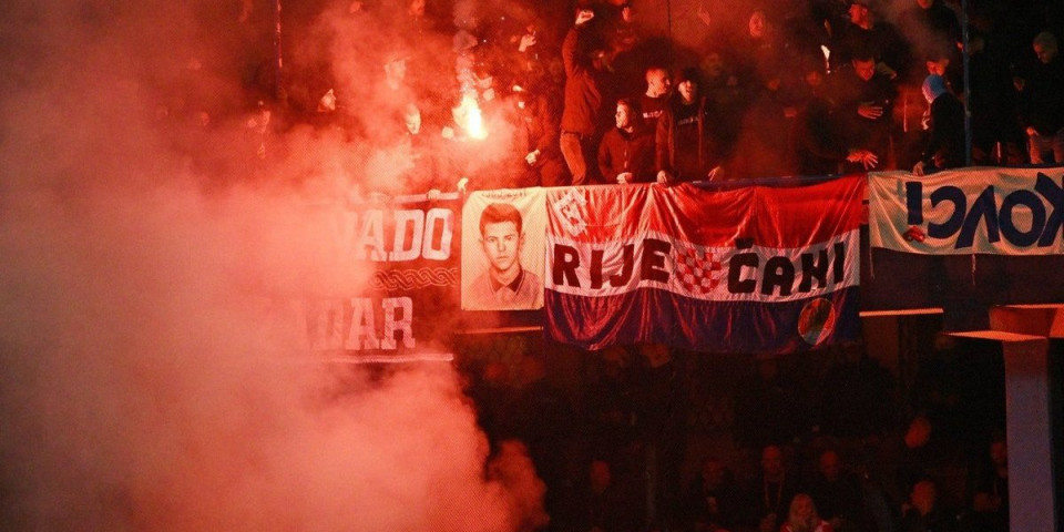 Šamarčina za Crnogorce, izvinjavali se braći Hrvatima pa poniženi usred Podgorice