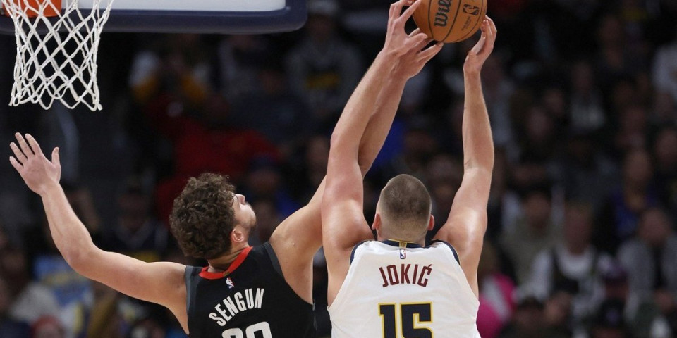 Možda vas nervira i iritira, ali s razlogom ga zovu "bejbi Jokić" (VIDEO)