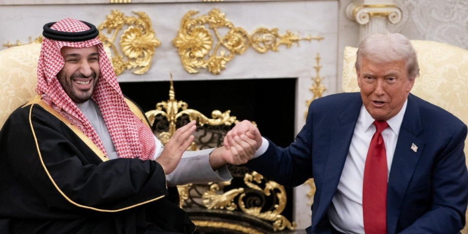 Haos u Vašingtonu! Tramp šokirao svet, udario na Izrael i gurnuo bombu u ruke moćnom arapskom lideru (FOTO)