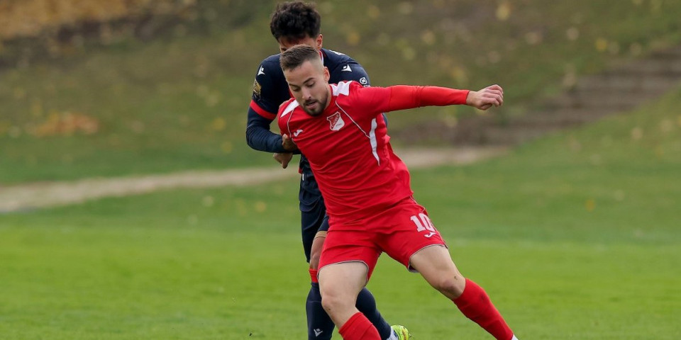 (VIDEO) Neverovatno! Promašaj za anale - Igrač Slovena protiv Zvezde propustio nemoguće