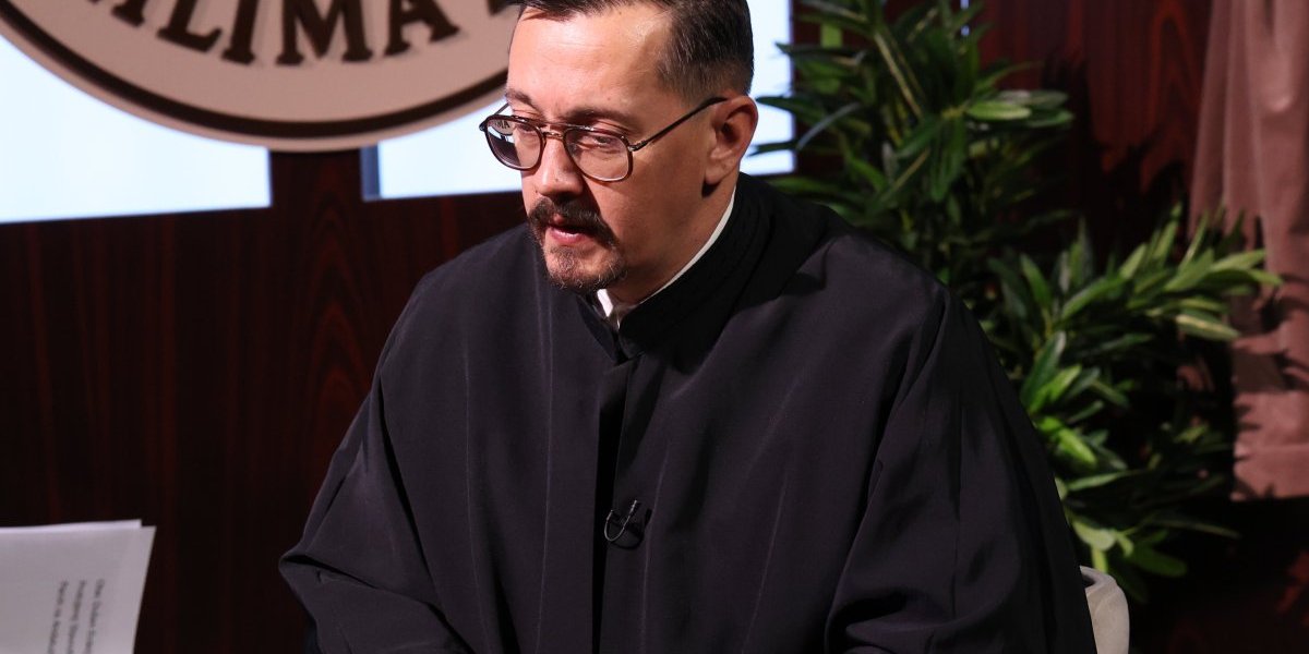 Na krilima zmaja Otac Dušan Erdelj