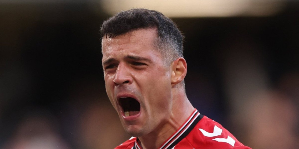 Džakin brat napravio haos: Pomenuo prave Albance, ovi u Prištini izgoreli