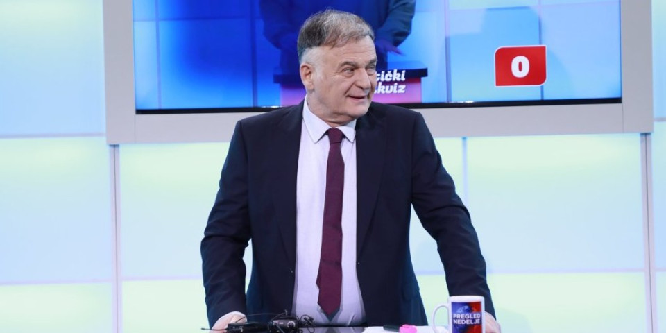Lečić: "Drago mi je kad se žene interesuju za politiku" - Neviđena atmosfera u "Političkom kvizu" šokirala (VIDEO)