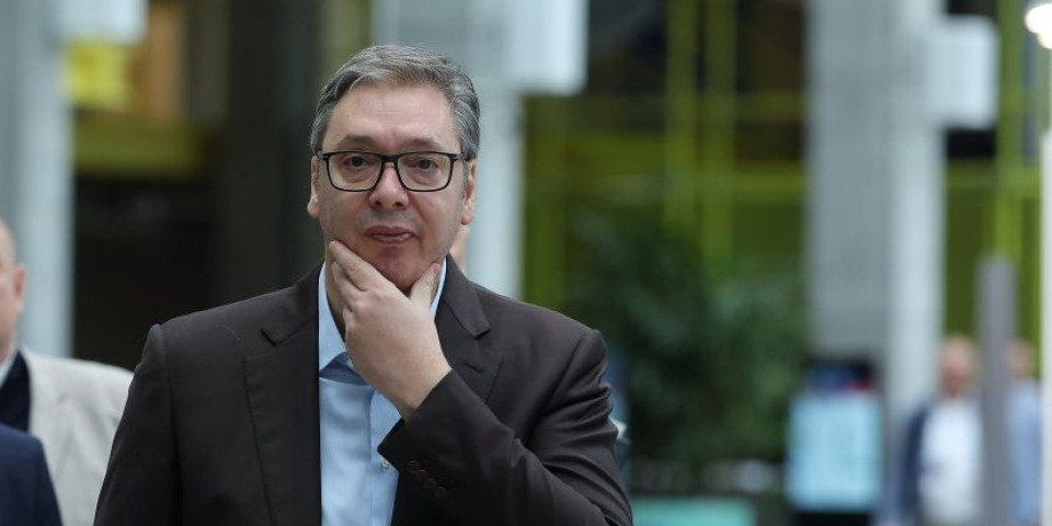 ''Medijski safari'' na Vučića: Cilj je destabilizacija Srbije