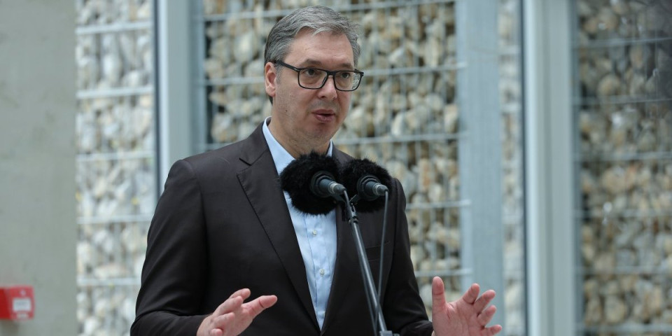 Predsednik Vučić otkrio udarne informacije: 3 kompanije su u pregovorima za NIS!