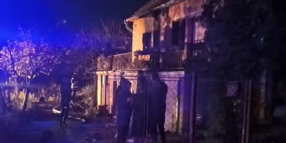 Prve slike nakon stravičnog požara: Ovde je izgorela nesrećna žena  (FOTO)