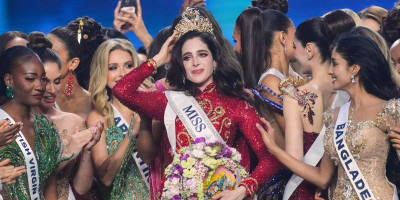 Meksikanka Fatima Boš ponela je krunu nove Mis Univerzuma na takmičenju održanom u Tajlandu, manifestaciji koju su ove godine obeležile brojne kontroverze.