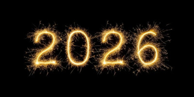 Nova 2026. godina predstavlja veliku prekretnicu za čovečanstvo, jer Saturn 14. februara menja znak i pravi konjukciju sa Neptunom u istom znaku (20. februar). Jupiter nakon 12 godina ulazi u Lava (30. jun), a Uran u Blizancima (26. april) ukazuje na revoluciju u komunikaciji u narednih sedam godina.