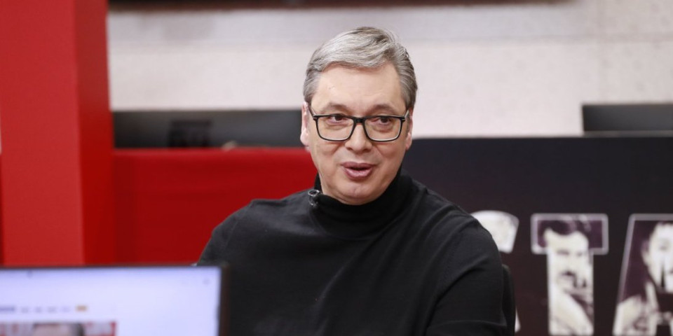 Predsednik otkrio koju televiziju gleda njegova majka: "Ocu ne dozvoljava da promeni kanal"