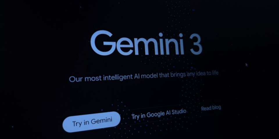 Gemini AI asistent od sada pomaže i u vožnji: Zvanično je stigao na Android Auto (VIDEO)