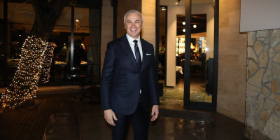 Predsednik fudbalskog kluba Crvena zvezda Zvezdan Terzić ugostio je sve viđenije ljude iz srpskog fudbala na krsnoj slavi.