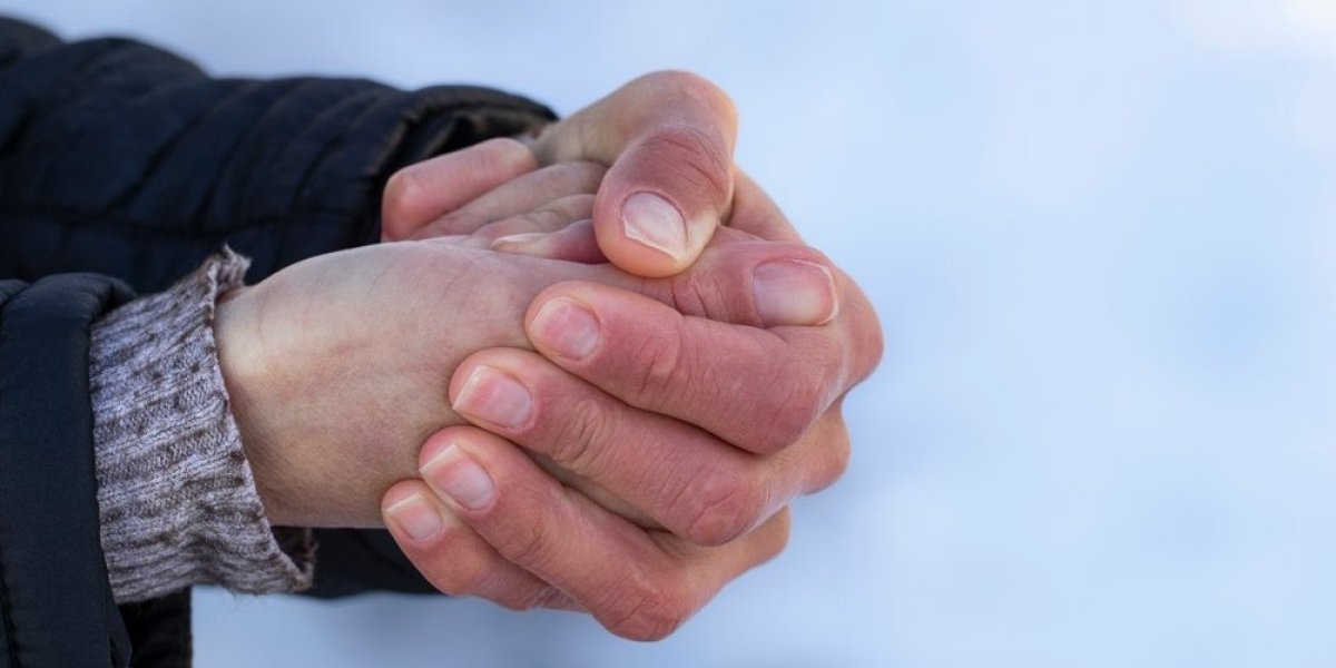 Hladne ruke otkrivaju opasnu bolest: Ne ignorišite ovo zimi - 2 grupe su najugroženije