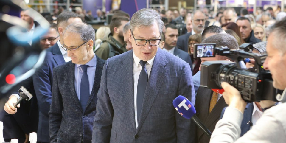 "Oni žele da Srbija propadne i nikad ništa ne otvori": Vučić o pisanju opozicionih medija da se neće pokrenuti Klaster 3
