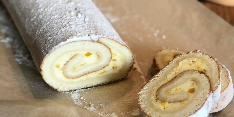 Starinski rolat iz bakine pećnice: Mekan i mirisan sa filom koji se topi u ustima