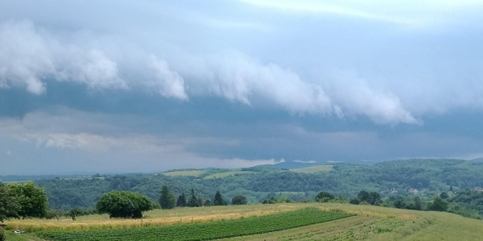 Srbi u čudu: Ovaj čovek prodaje reku - Evo koliko košta