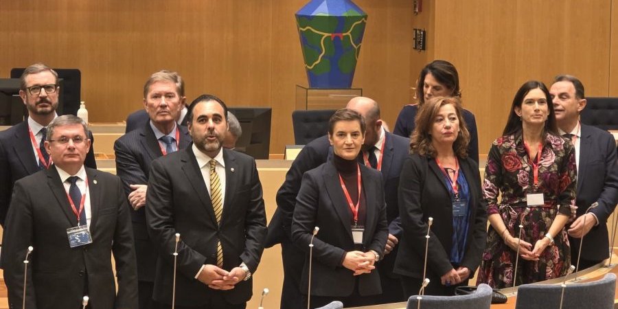 Ana Brnabić u Švedskoj: Pogledajte kako je dočekana u parlamentu ove kraljevine (FOTO)