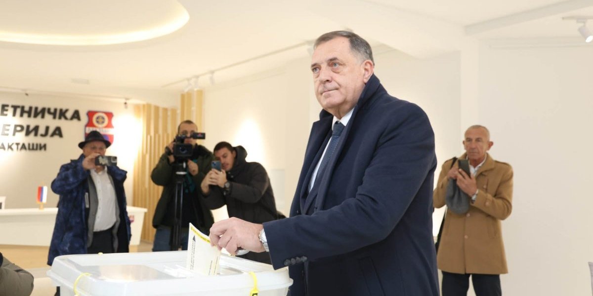 Oglasio se Dodik: Proglasio pobedu Siniše Karana