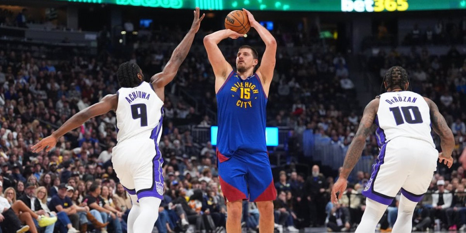 Jokić ima poseban pozdrav sa saigračem: Raspametio je fanove, morate ovo da vidite (VIDEO)