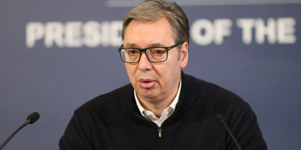 Dramatično obraćanje šefa države! Vučić: Ako ne dobijemo licencu...