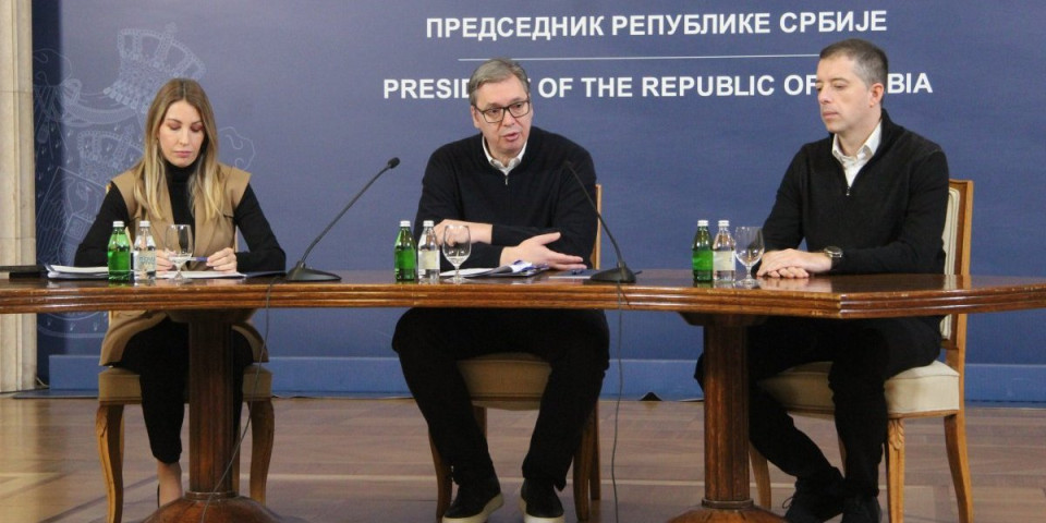 Vučić obelodanio udarne vesti: Rafinerija još nije ugašena, ali je u nižem režimu rada