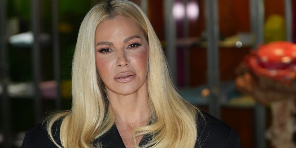 Tugu leči alkoholom - Nataša Bekvalac priznala: "Pred nastup moram da popijem"