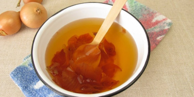 Napitak od crnog luka na Tiktoku postao je viralan trend  jer kako kažu korisnici ima brojne prednosti po zdravlje.