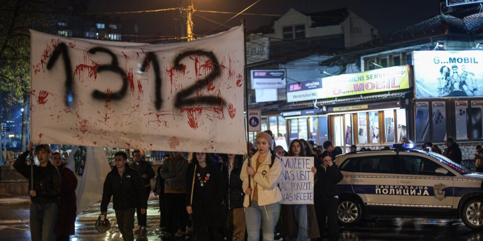 Kad blokada postane biznis: Posle tuđih uništenih godina, zgubidani traže pare za svoju (VIDEO)