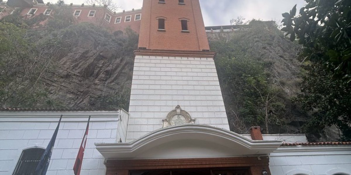 Ovaj lift izgrađen je 1907. godine