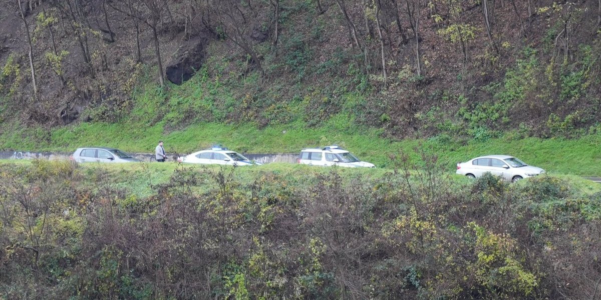 Spasilačke ekipe na terenu u Međuvršju