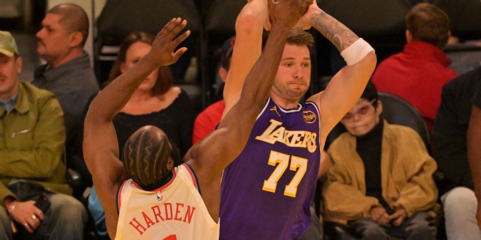 Šou Luke Dončića, ponizio Bogdanove Kliperse (VIDEO/FOTO)