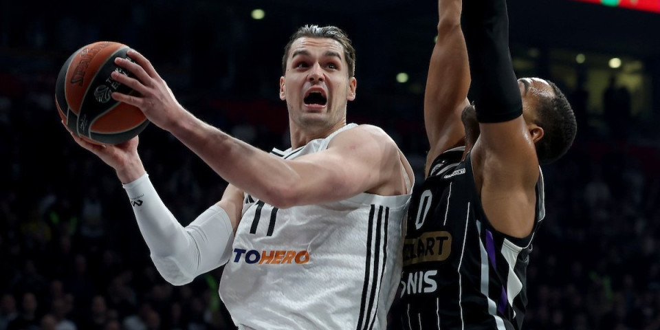 Saigrači hteli da tuku Hrvata, hvatali se za glavu zbog gluposti koju je napravio (VIDEO)