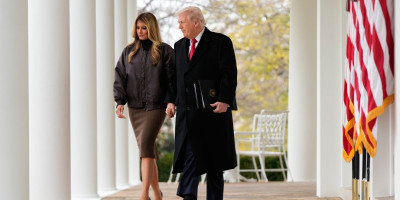 Melanija i Donald Tramp su se pojavili zajedno na manifestaciji u Beloj kući, a prva dama je opet oduševila stajlingom.