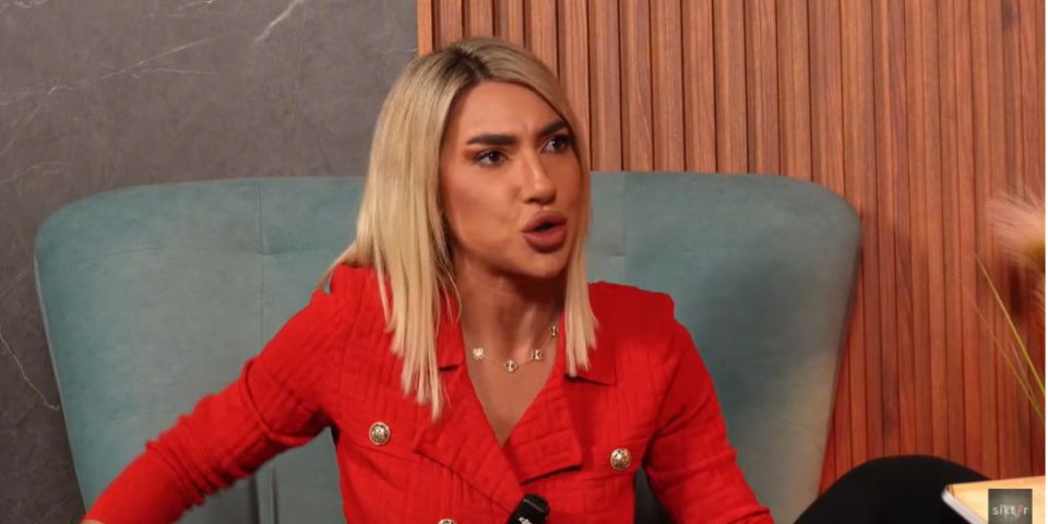 "Bajali su mi da dobijem rak i umrem": Jovana Jeremić u garderobi na Hepiju zatekla ovo