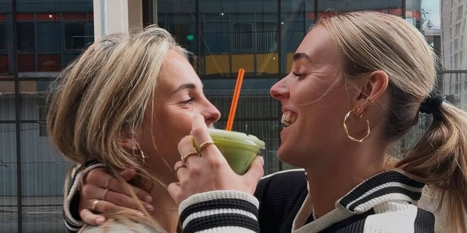 Svet sporta u šoku zbog lezbijskog para - Uz vruće fotografije pričale o teškom skandalu (FOTO)