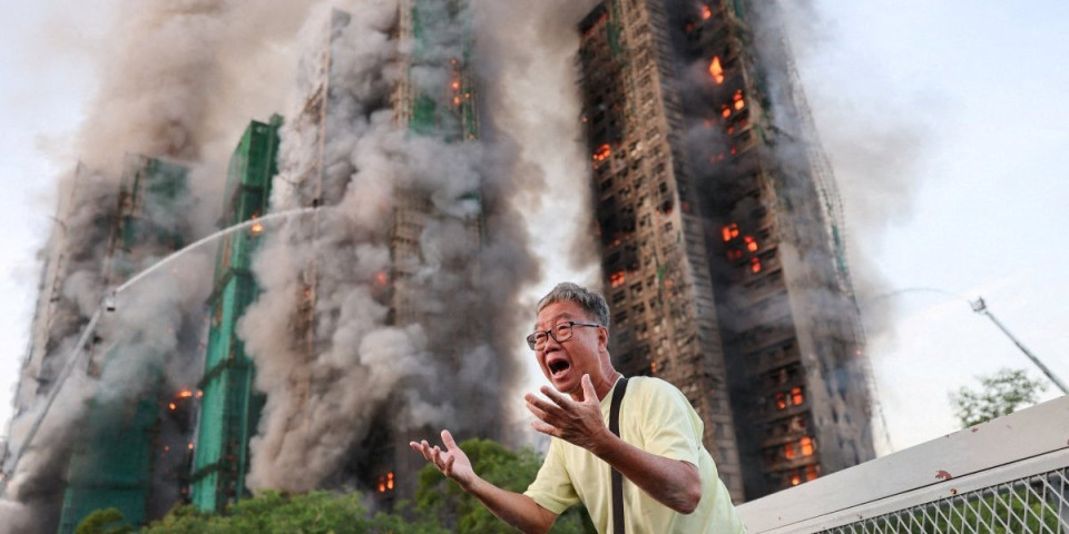 (FOTO/VIDEO) Apokaliptične scene iz Hongkonga: Vatra guta nebodere, broje se stradali, strahuje se da su među zarobljenima i bebe