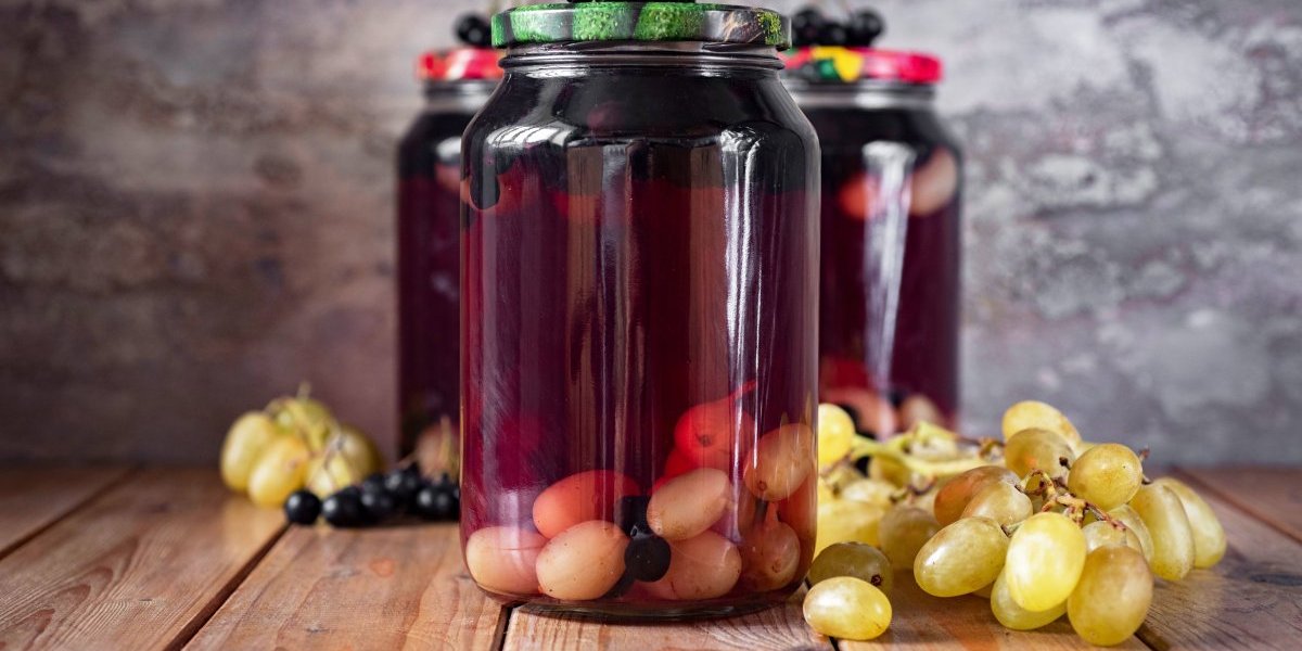 Slatka zimnica postala hit: Domaćice se grabe za teglu ove čudne kombinacije, evo kakve su cene (TABELA)