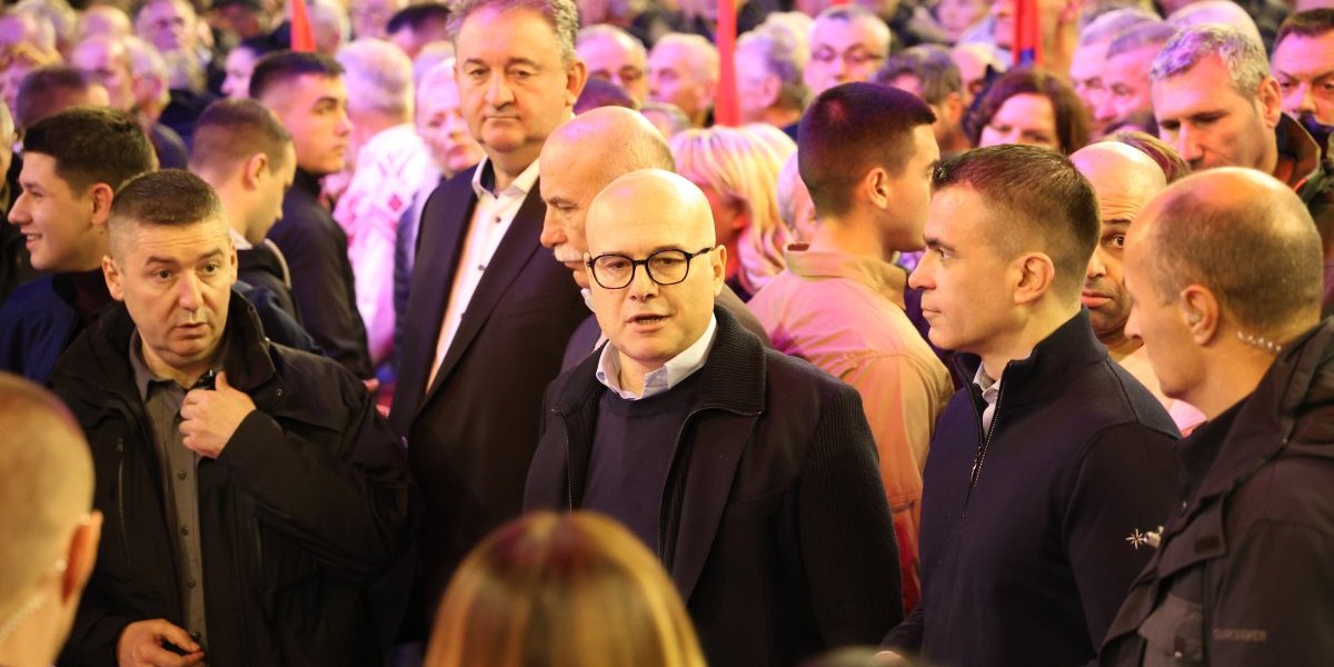 "Tako bi oni vodili državu!" Vučević: Šatori im nisu smetali da uđu u Skupštinu