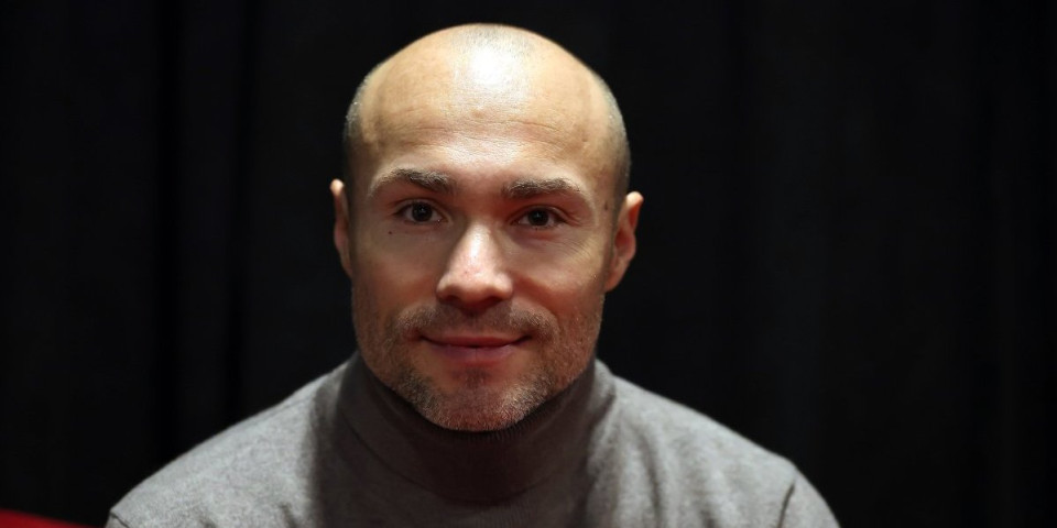 Bezbednost na prvom mestu: Aca Sofronijević pokazao šta je kupio naslednici (FOTO)