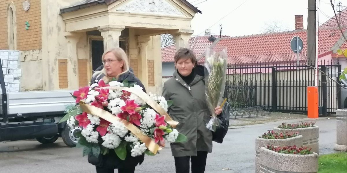 Leontina Vukomanović