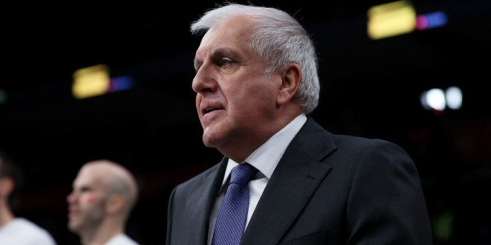 Obradović stiže u Beograd - Crno-beli organizovali doček na aerodromu