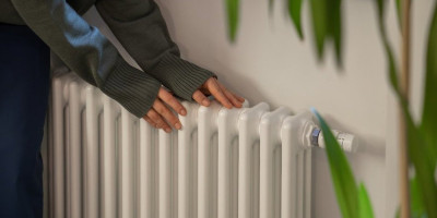 Trik sa folijom na radijatorima pojačaće grejanje u vašem stanu i smanjiti račun tokom zime.