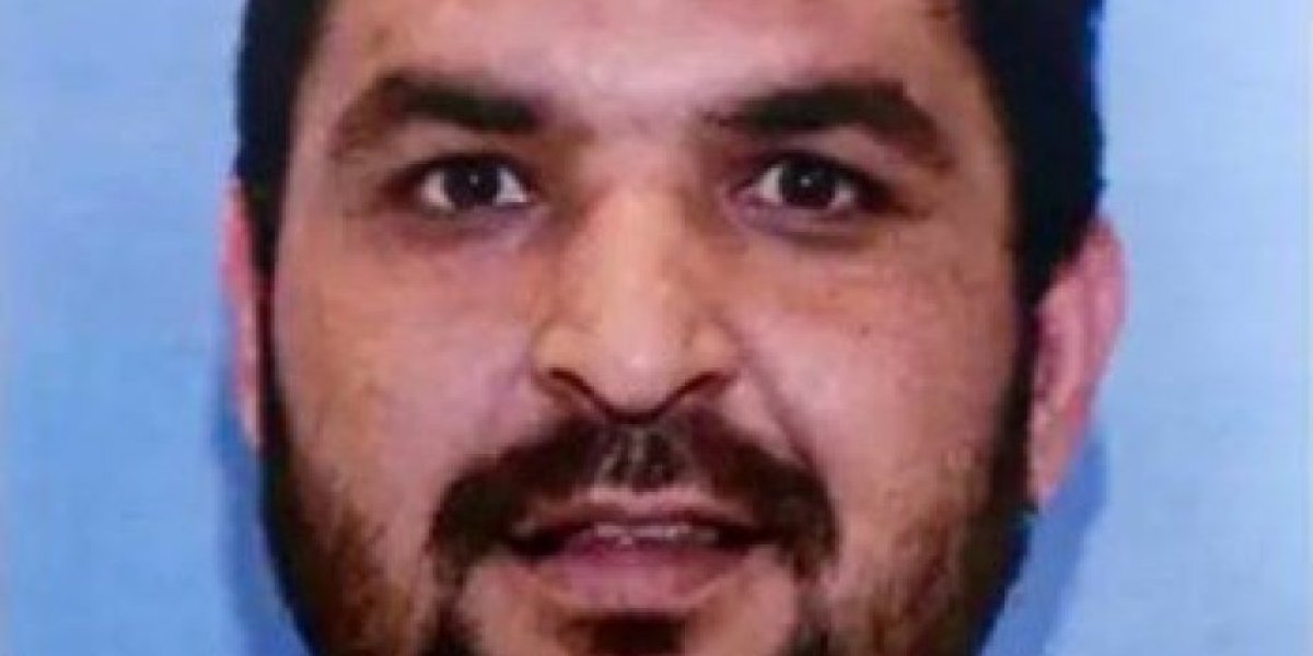 (FOTO) Isplivala prva fotografija napadača kod Bele kuće: Tramp mu dao azil, a on pucao na njegove ljude!