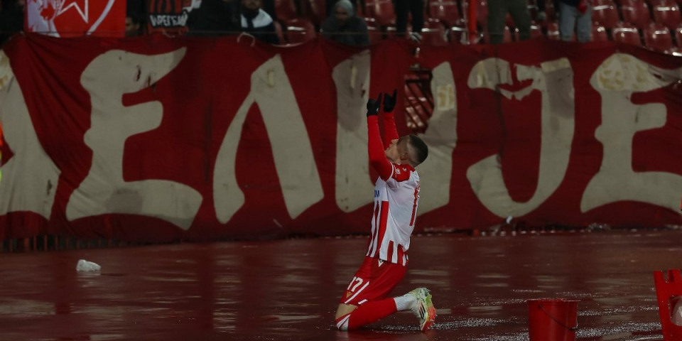Pogledajte Zvezdin gol za vođstvo protiv FCSB: Duarte pogodio, pa klekao pred navijačima (VIDEO)