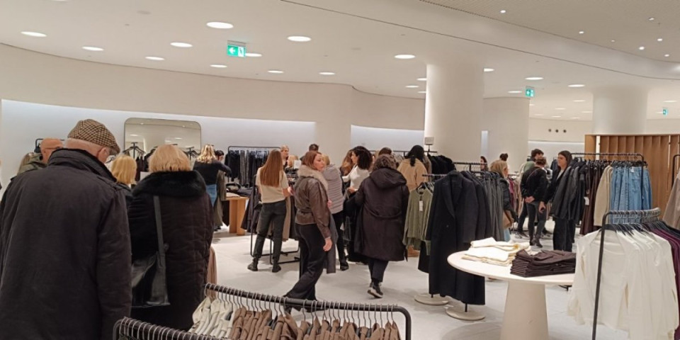 Haos je u gradu: Opšta pomama zbog "Crnog petka" (FOTO)