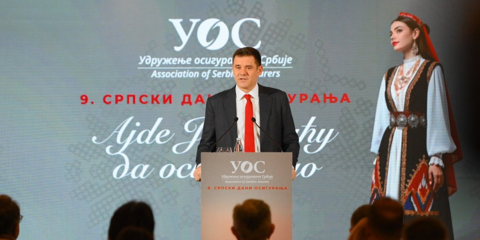 Miloš Milanović, član IO Kompanije "Dunav osiguranje" i predsednik Skupštine UOS, otvorio Devete srpske dane osiguranja na Zlatiboru