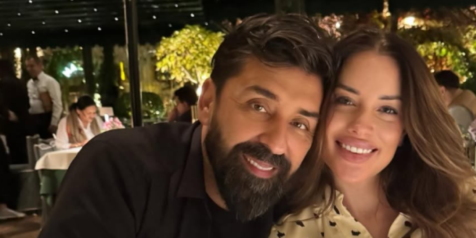 Amidžić sa suprugom napustio Beograd: Broji sitno do porođaja, a evo kako uživaju (FOTO)